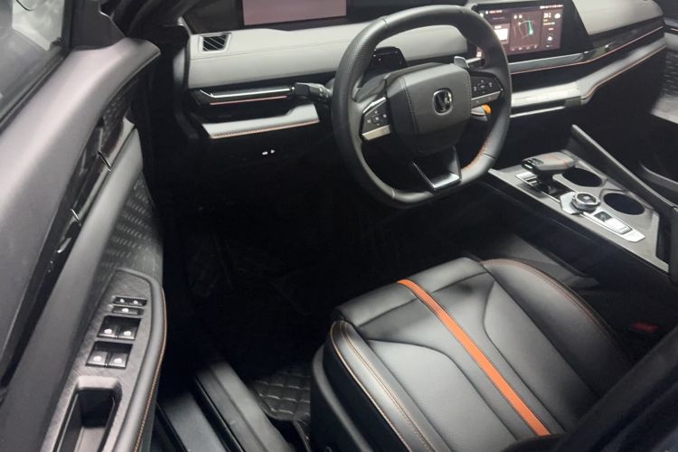 Used CHANGAN UNI-V 2024 1.5T Smart Navigation Version Left Front Seat