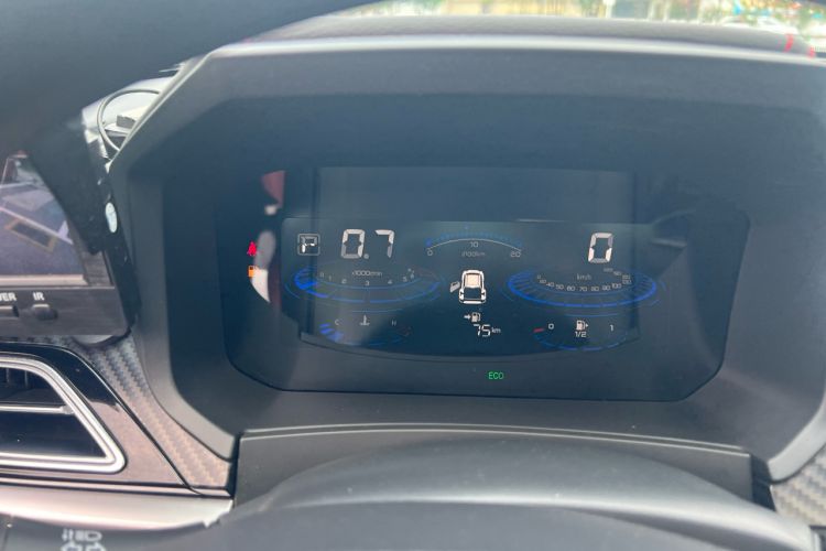 Used Venucia T60 2020 1.6L CVT Smart Drive Version China VI Standard