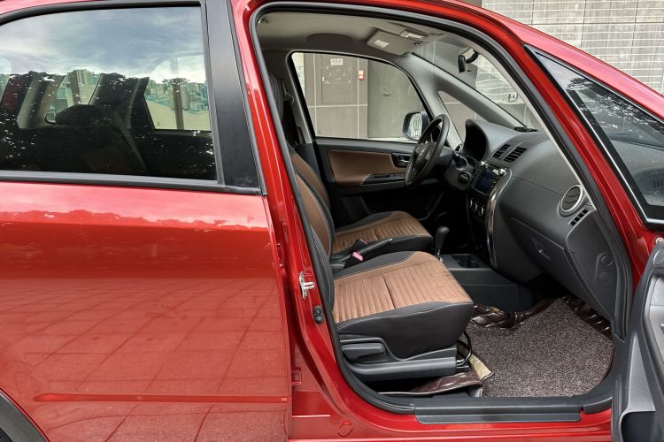 Used Suzuki SX4 2013 1.6L Automatic CoolRide Model
