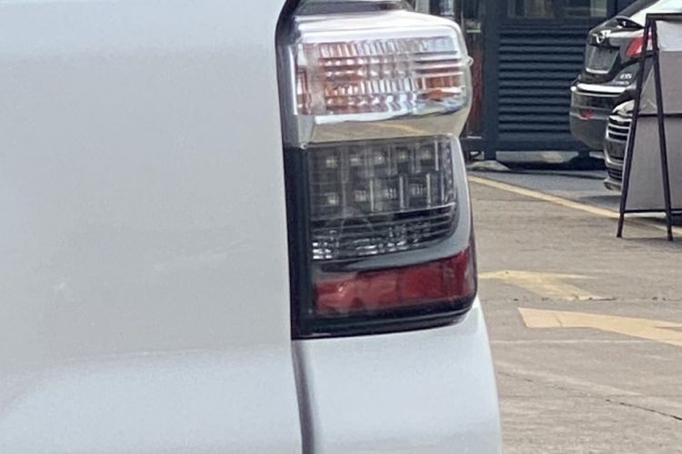 Used Toyota 4Runner 2018 4.0L Parallel Import