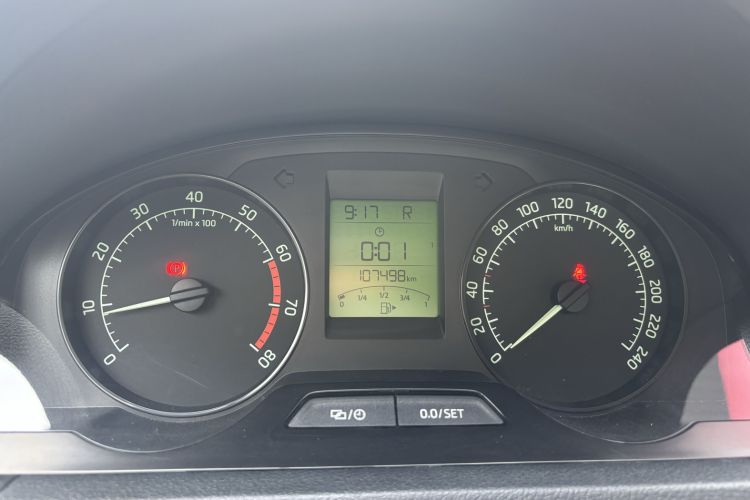 Used Skoda Rapid 2015 1.6L Automatic Smart Selection Model
