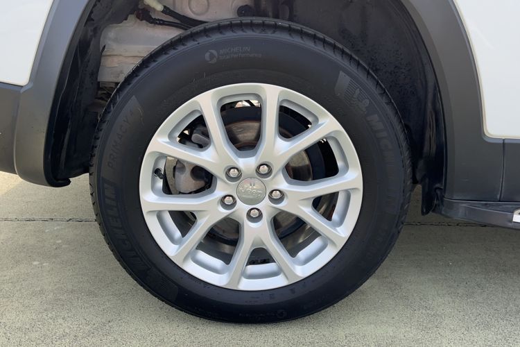 Used Jeep Cherokee 2016 2.4L Leading Smart Version