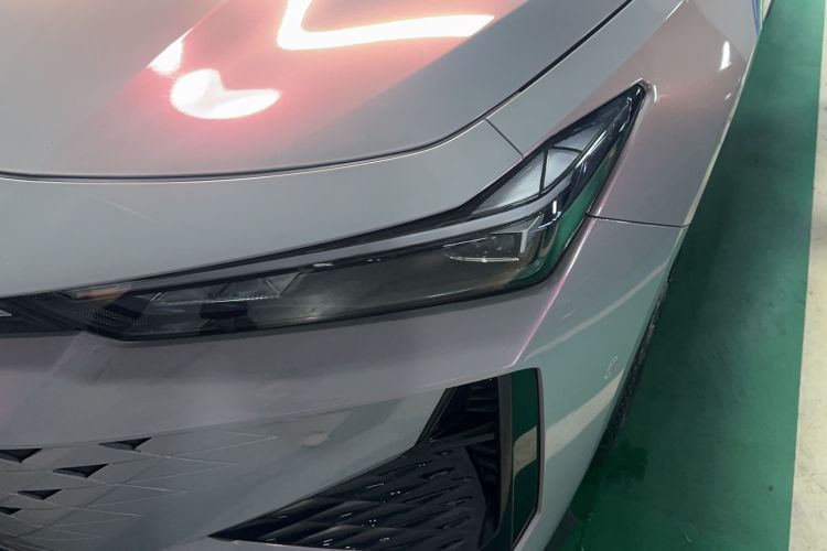 Used CHANGAN UNI-V 2024 1.5T Smart Navigation Version Left Front Headlight