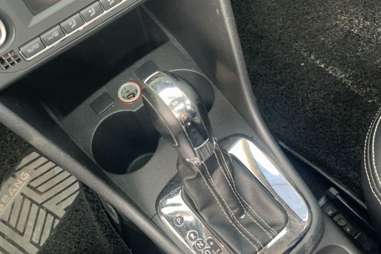 Used Volkswagen Polo 2012 1.6L Cross Polo Automatic Transmission