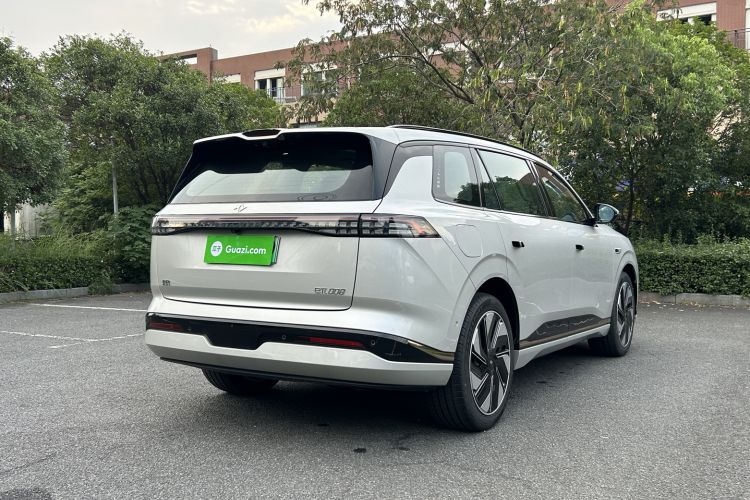 Used Dongfeng eπ eπ008 2024 210Max Range-Extended Version 6 Seats
