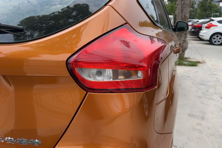 Used Ford Focus 2017 Hatchback 1.6L Automatic Fashion Edition Smart Drive Version