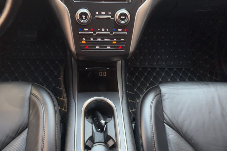 Used Lincoln MKC 2018 2.0T Two-Wheel Drive Deluxe Edition
