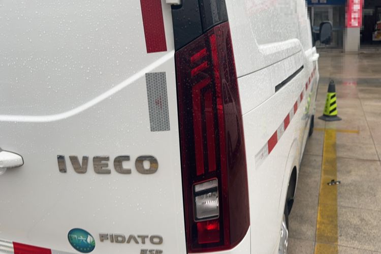 Used Iveco Fidato 2023 V33 Van 2.0T 93kW Manual - Starway Edition Low Roof
