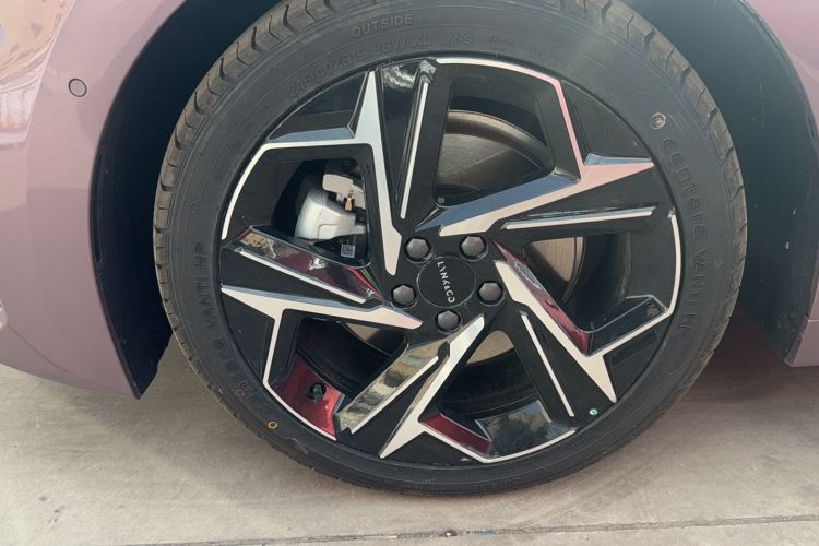 Used Lynk & Co 07 2026 Model 126 Long-Range Ultra H7 Left Front Wheel Hub