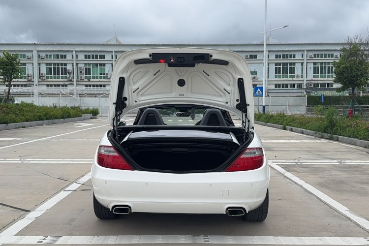 Used Mercedes-Benz SLK-Class 2011 SLK 200 Fashion Model