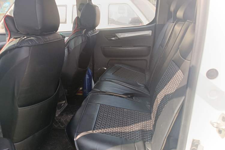 Used JAC T6 2016 2.8T Diesel Creator Edition Comfort Long-Wheelbase HFC4DA1-2C