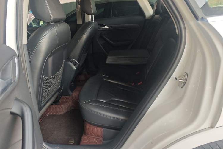 Used Audi Q3 2015 35 TFSI Comfort Model Left Rear Seat