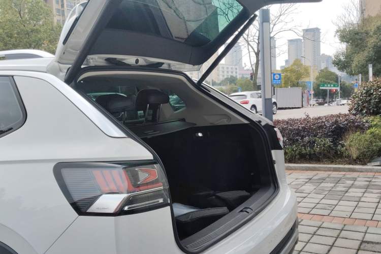 Used Volkswagen Tayron 2024 330TSI Two-Wheel Drive Luxury Plus Advanced Version