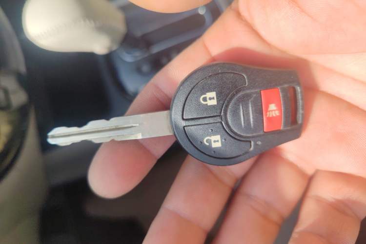 Used Nissan Tiida 2011 1.6L CVT Comfort Model