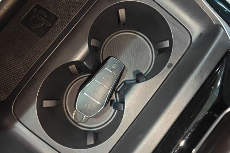 Used BYD Qin PLUS 2023 Champion Edition DM-i 120KM Excellence Model