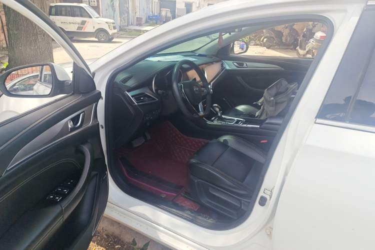 Used CHANGAN Eado 2018 1.6L GDI Automatic Fashion Edition
