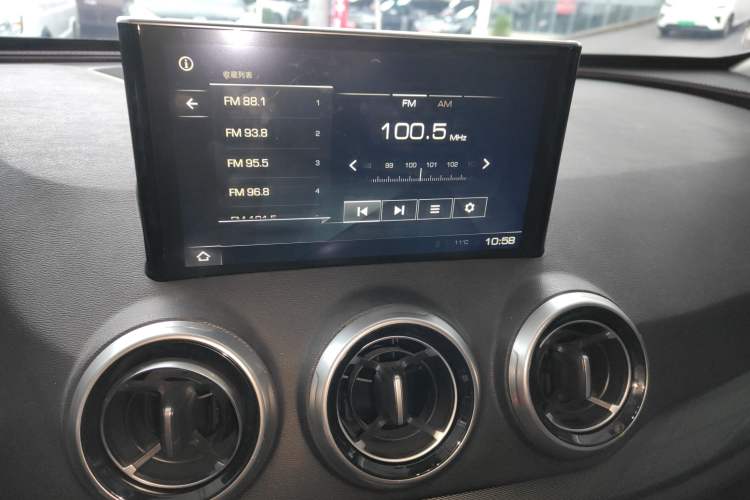 Used Wey VV5 2017 2.0T Ultra-Luxury Version
