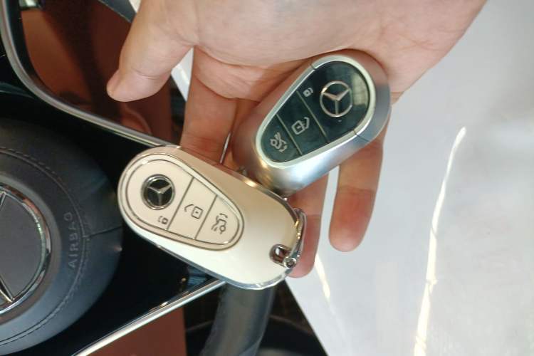 Used Mercedes-Benz S-Class 2022 Revised S 400 L Business Version Vehicle Key