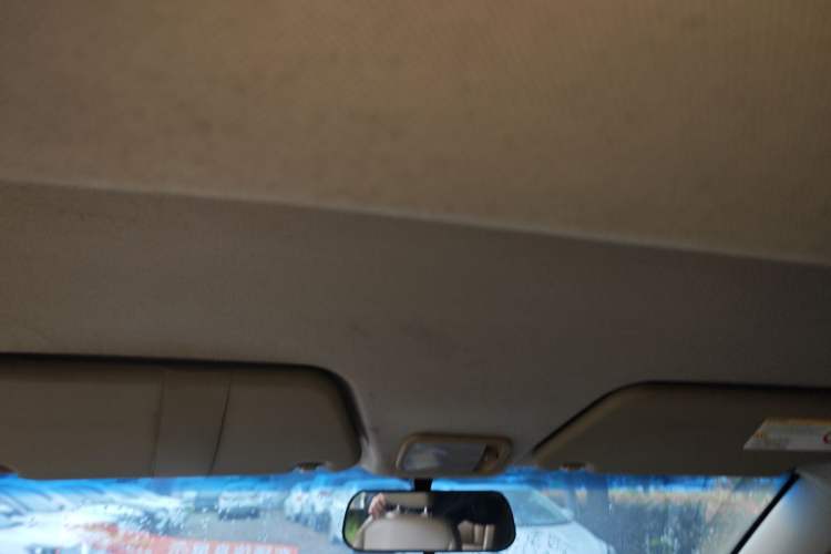 Used Wuling Hongguang 2013 1.5L S Comfort Model
