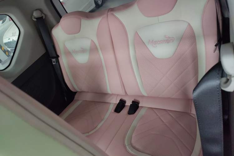 Used Wuling Hongguang MINIEV 2022 Macaron Premium Model – Lithium Iron Phosphate
