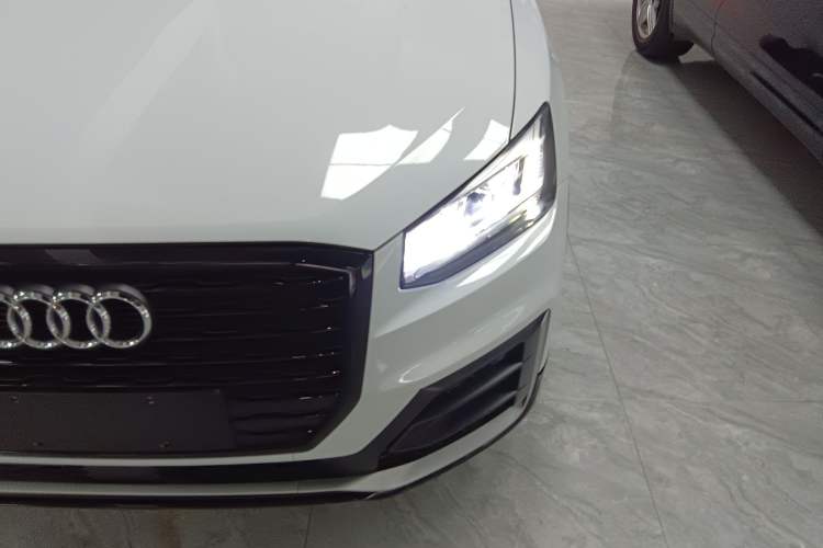 Used Audi Q2L 2018 35 TFSI Launch Exclusive Edition China V