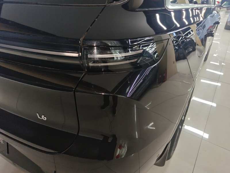 Used Li Auto L6 2024 Pro Model — 7