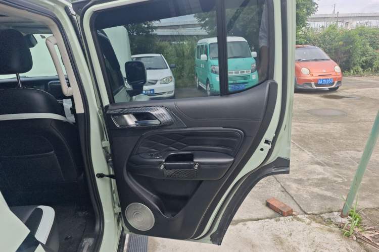 Used Tank 300 2021 City Edition 2.0T—Truly Stylish
