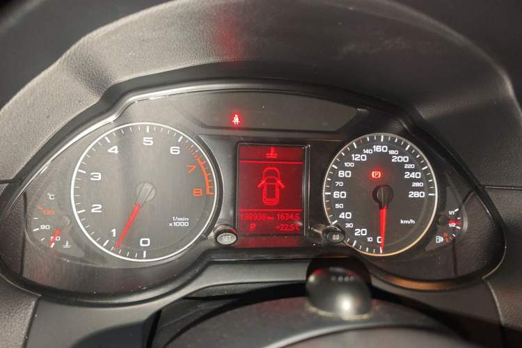 Used Audi Q5 2012 2.0TFSI Technology Model
