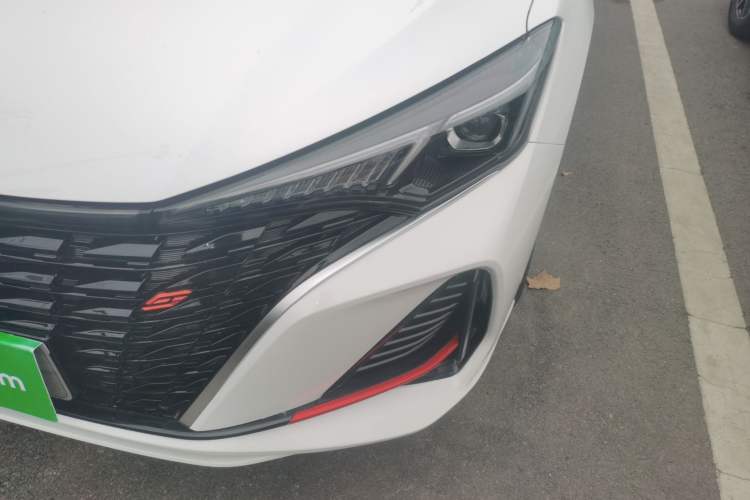 Used CHANGAN Eado 2024 PLUS Blue Whale NE 1.4T GDI DCT High-Energy Edition Left Front Headlight