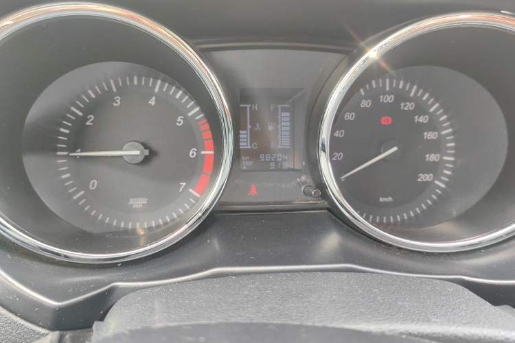 Used HYOSOW S3 2015 1.5L Comfort Version National V Instrument Cluster