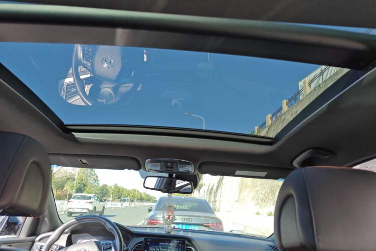 Used Hyundai Sonata 2015 1.6T DLX Prestige Model