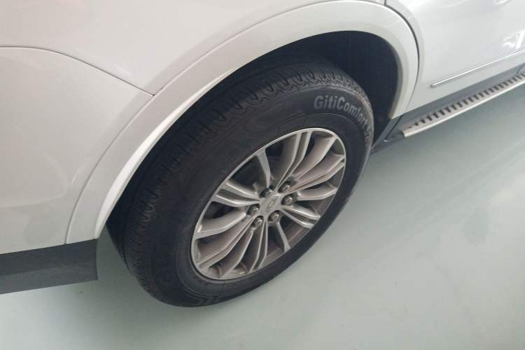 Used Cadillac XT5 2016 25T Luxury Model