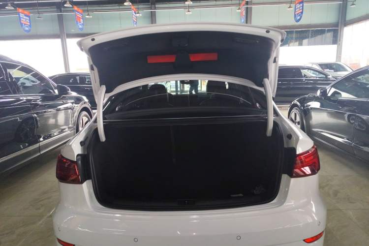 Used Audi A3 2020 Limousine 35 TFSI Fashion Edition China VI Emission Standard
