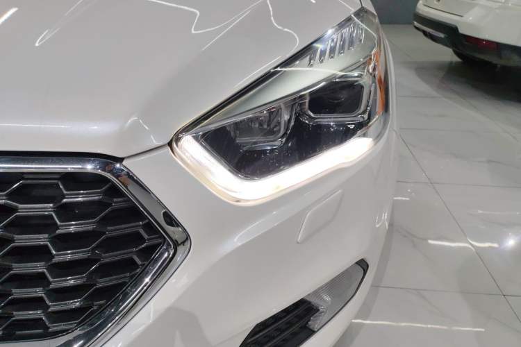 Used Ford Kuga 2019 EcoBoost 245 4x4 Prestige Plus Model China VI Standard