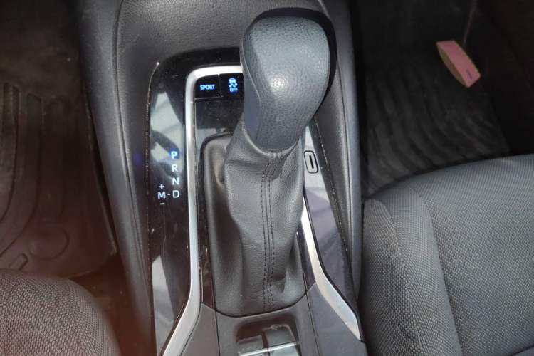 Used Toyota Levin 2022 Facelift TNGA 1.5L CVT Progressive Edition Gear Lever