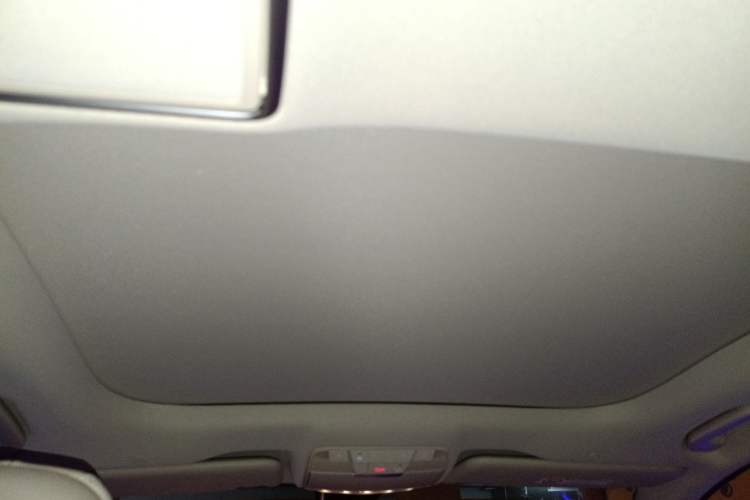 Used Mercedes-Benz E-Class 2023 Restyled E 300 L Sporty and Stylish Edition
