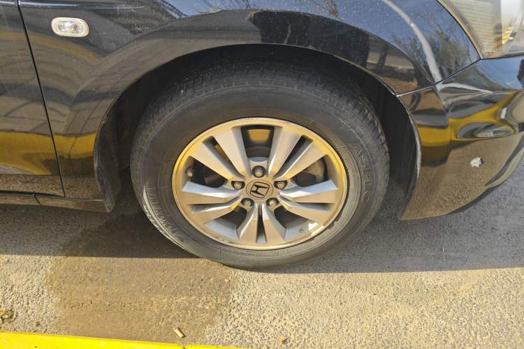 Used Honda Accord 2012 2.0L SE Right Front Wheel Hub