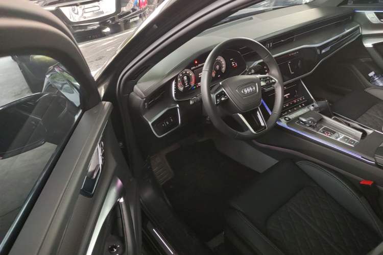 Used Audi A6L 2025 Revised 45 TFSI Prestige Dynamic Edition Driver Seat