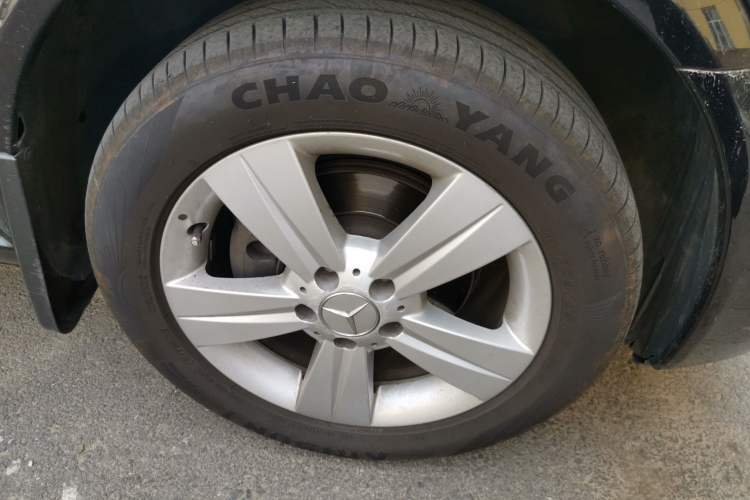 Used Mercedes-Benz Viano 2013 3.0L Comfort Edition
