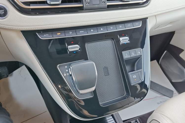 Used Hongqi HQ9 2023 2.0T Smart Connect Flagship Edition
