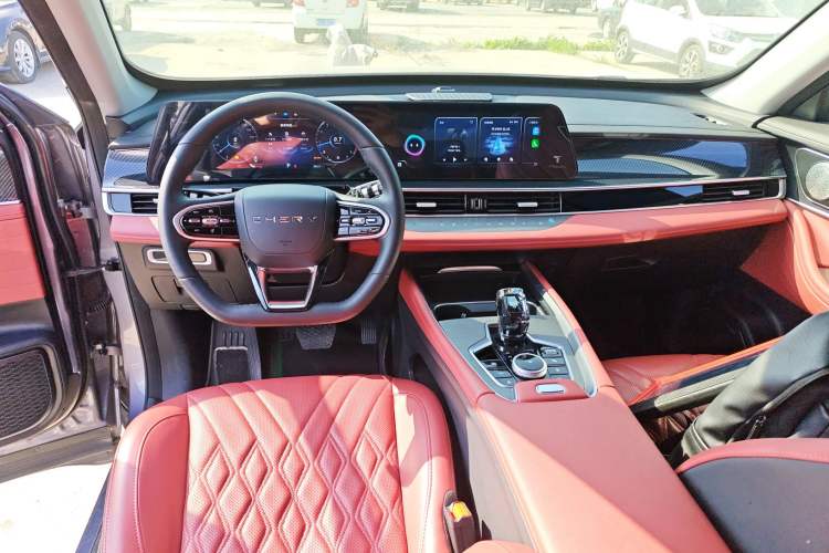 Used Chery Tiggo 7 PLUS 2023 Champion Edition 1.5 TCI CVT Extraordinary Version
