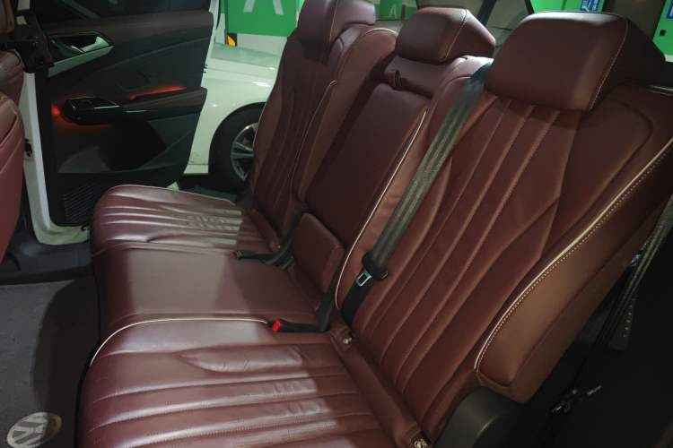 Used Volkswagen ID.6 X 2021 1st Edition ID. First Impression Edition Left Rear Seat