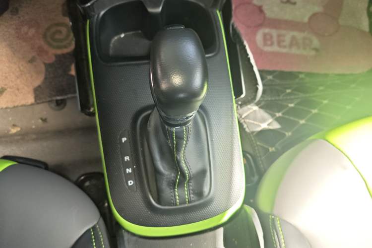 Used Roewe Clever 2021 302 km New Four-Seater Super-Efficient Version