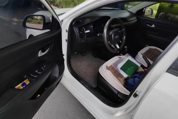 Used Kia K2 2017 Sedan 1.4L Automatic GLS Driver Seat