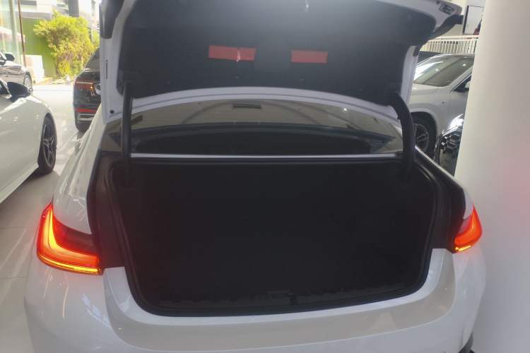 Used BMW i3 2025 eDrive 35 L