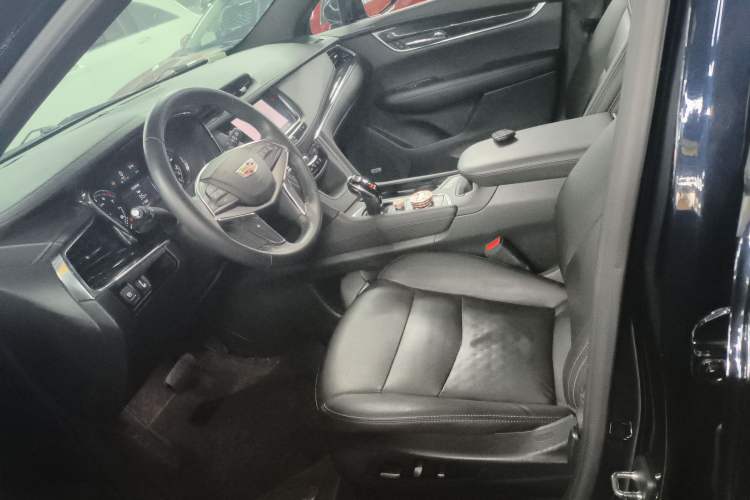 Used Cadillac XT5 2021 2.0T Two-Wheel Drive Luxury Version