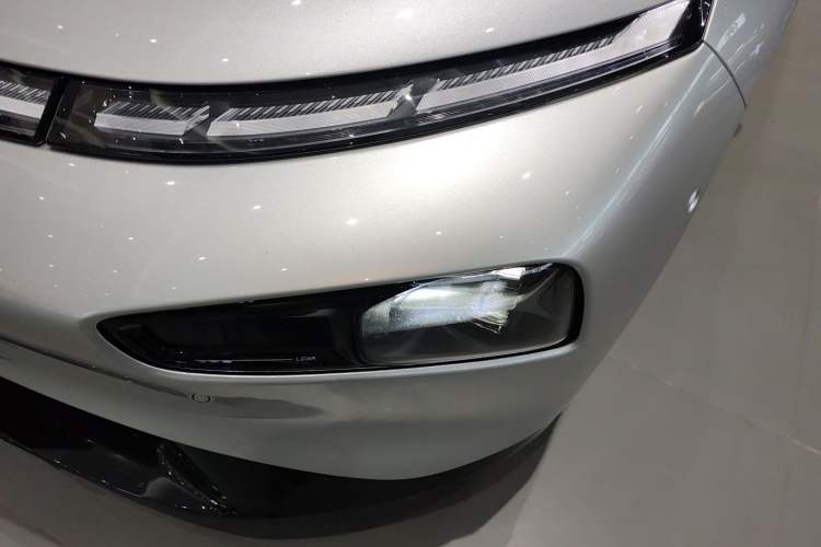 Used XPeng P7 2023 P7i 610 Max Performance Edition
