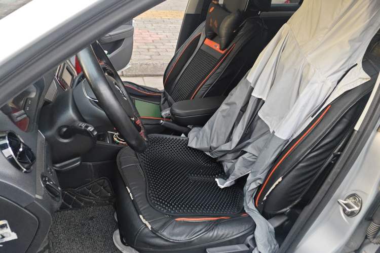 Used Volkswagen Jetta 2015 Zhuihui Edition 1.6L Manual Comfort Model