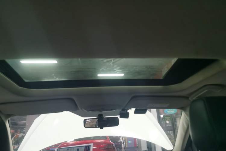 Used Ford Escort 2015 1.5L Automatic Fashion Model
