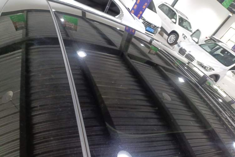 Used Mercedes-Benz E-Class 2022 Updated E 260 L Roof